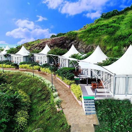 Sunnys World Hotel Пюн Екстериор снимка