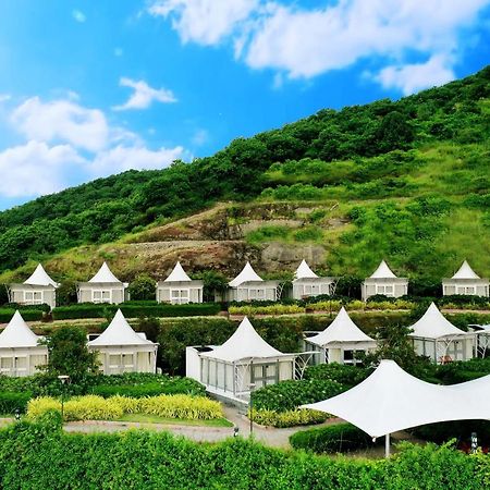 Sunnys World Hotel Пюн Екстериор снимка