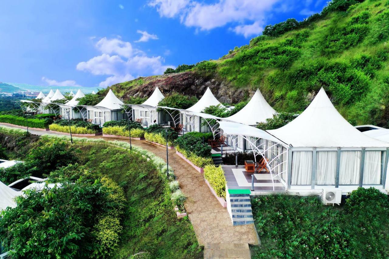 Sunnys World Hotel Пюн Екстериор снимка